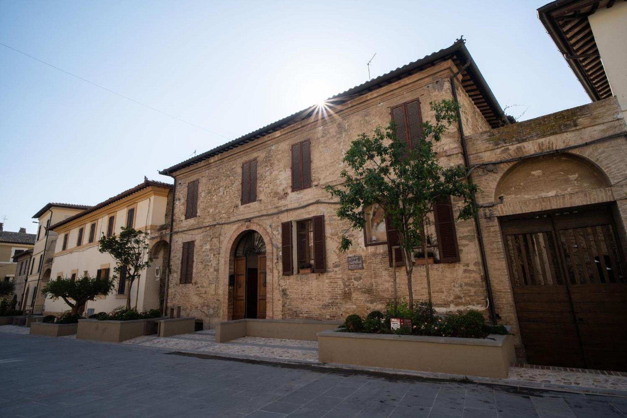 B&B Porta Perugina Bevagna Exteriér fotografie